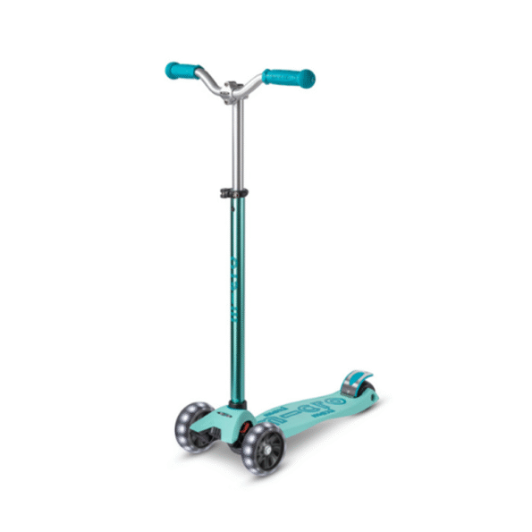 Maxi Micro Deluxe Pro LED Vibrant Blue romobil2 1